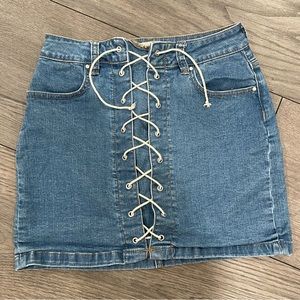 SOLD pacsun lace up skirt